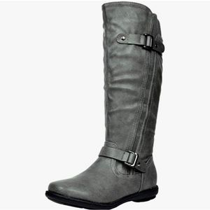 Size 8 woman leather boots